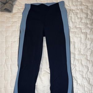 Lululemon leggings , size 4 , navy/light blue/gray